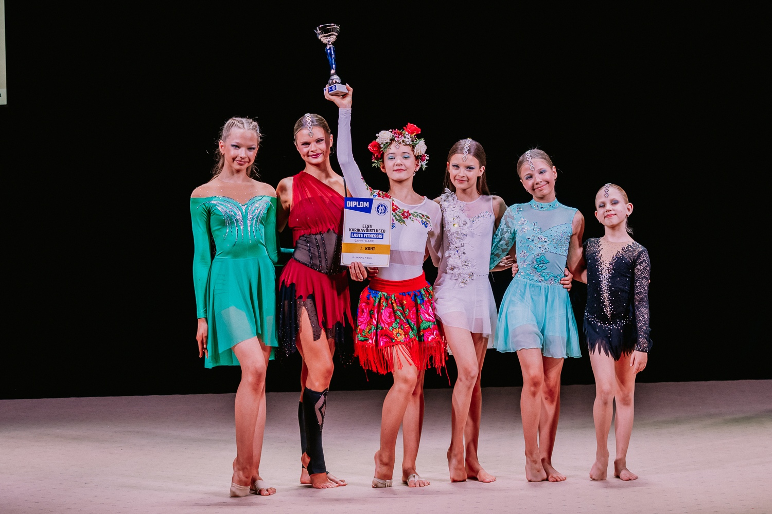4. aprillil 2026 toimusid Pärnus Eesti karikavõistlused laste fitnessis, kus noored sportlased panid end proovile akrobaatilises, artistlikus ja tantsulises fit